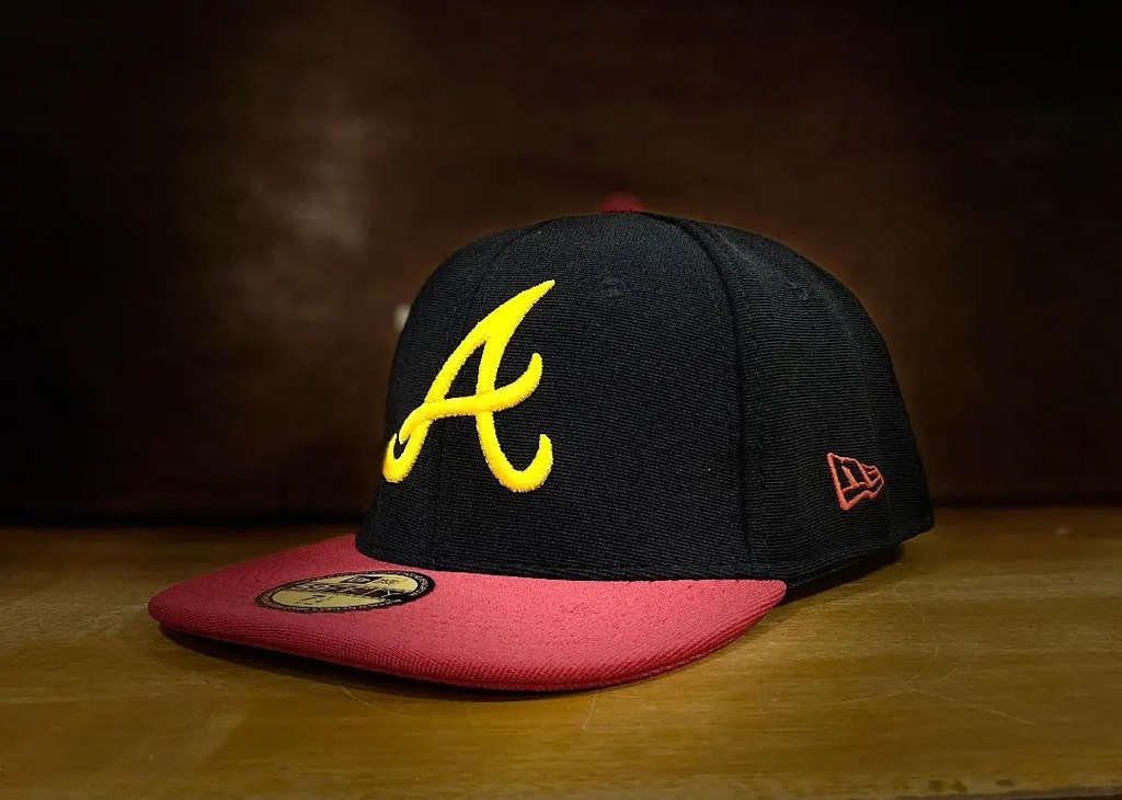 Atlanta Braves - Premium / Cerrada